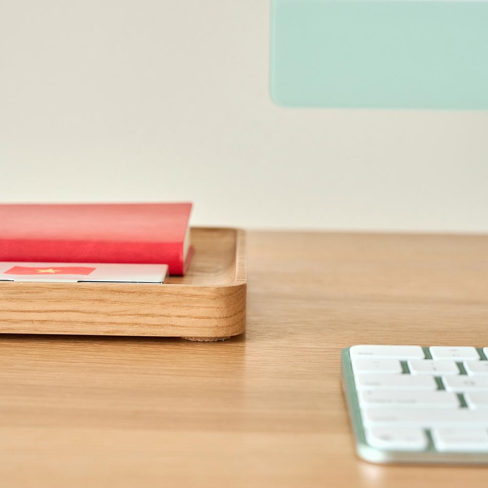 Khay đựng đồ Neat, 19.5x9.5x2cm, màu gỗ tự nhiên, không vát