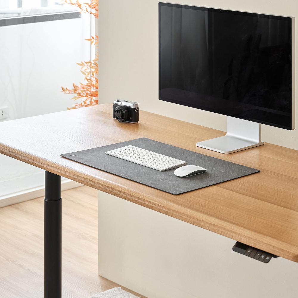 Tấm trải bàn làm việc NaturalSwift 55x35cm, màu ghi đậm