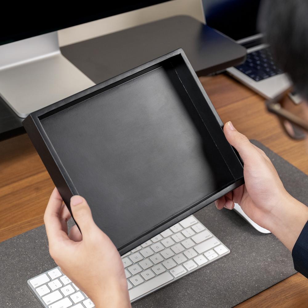 Khay gỗ để bàn Valley Tray - 24×20×3,7cm, màu gỗ sồi đen