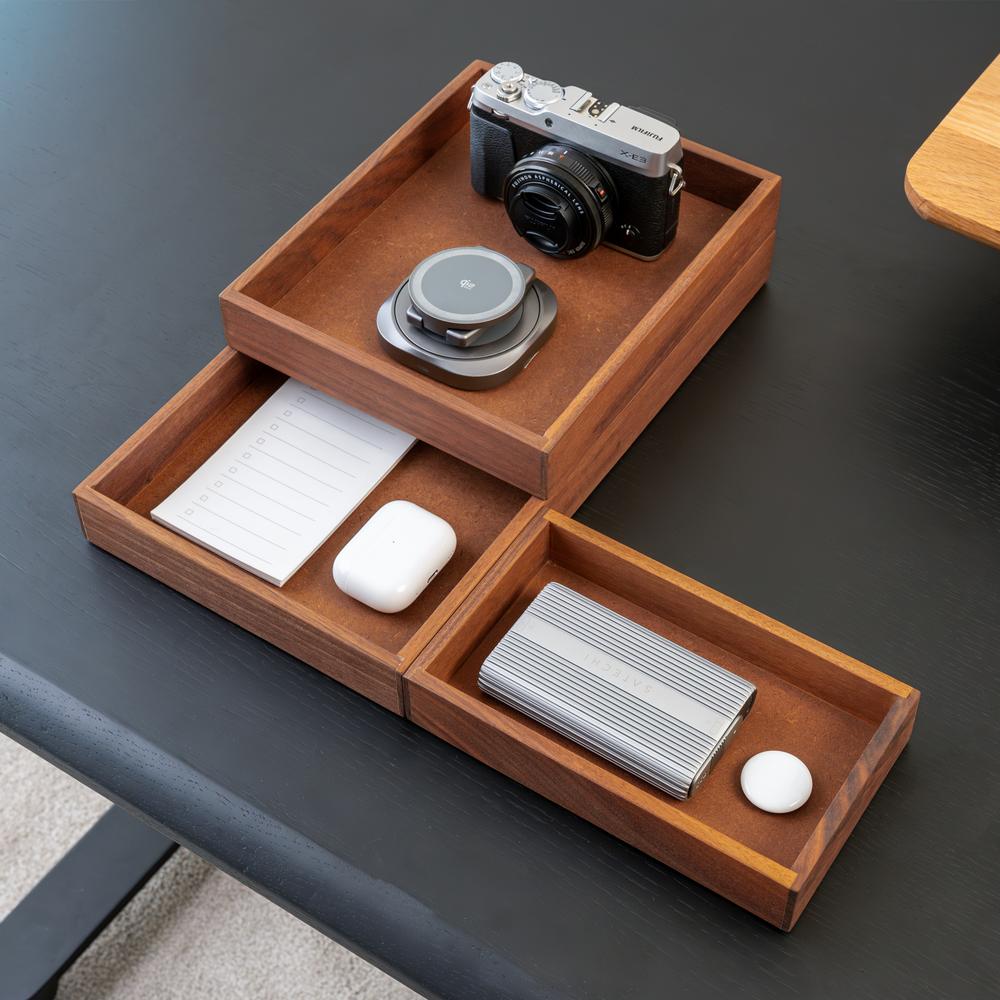 Khay gỗ để bàn Valley Tray - 12×20×3,7cm, màu gỗ óc chó